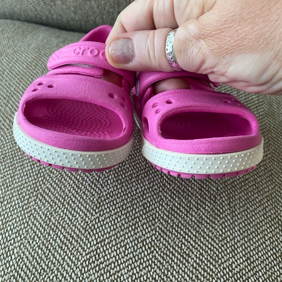 Baby Crocs Pink Velcro Strap Open Toe Sandals. Size 4. EUC. - Picture 7 of 10